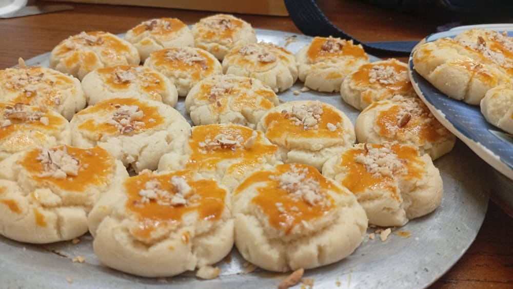 Freshly made food 16