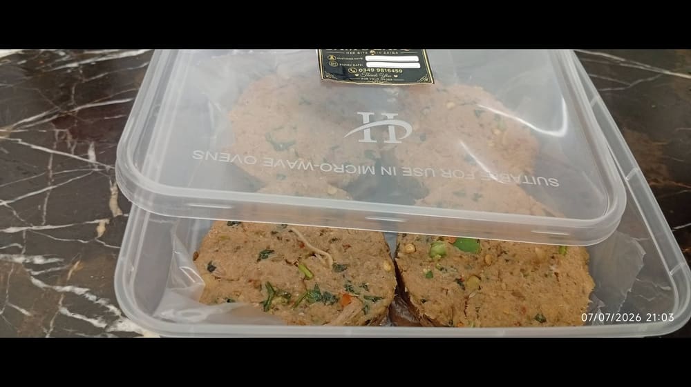 Freshly made food 28